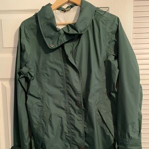MARMOT LADIES RAIN COAT SIZE MEDIUM GREEN
